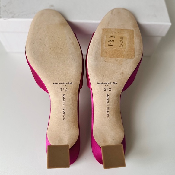 ✨New MANOLO BLAHNIK Laalita Satin Crystal Buckle Open Toe Mule Sandals Size 37.5 - Picture 12 of 16